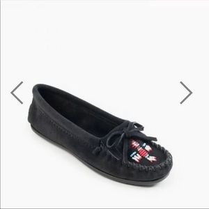 NEW Minnetonka Thunderbird Moccasin Black Flats Sz 7.5 / 8